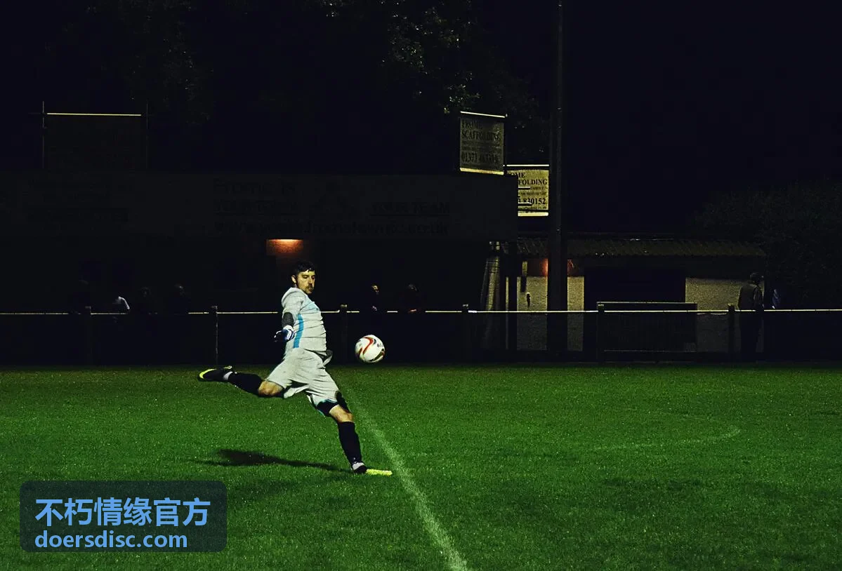 不朽情缘官方资料登记与信息维护服务场景